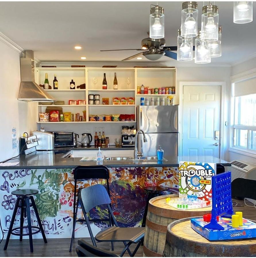 ברלינגטון City View Inn מראה חיצוני תמונה